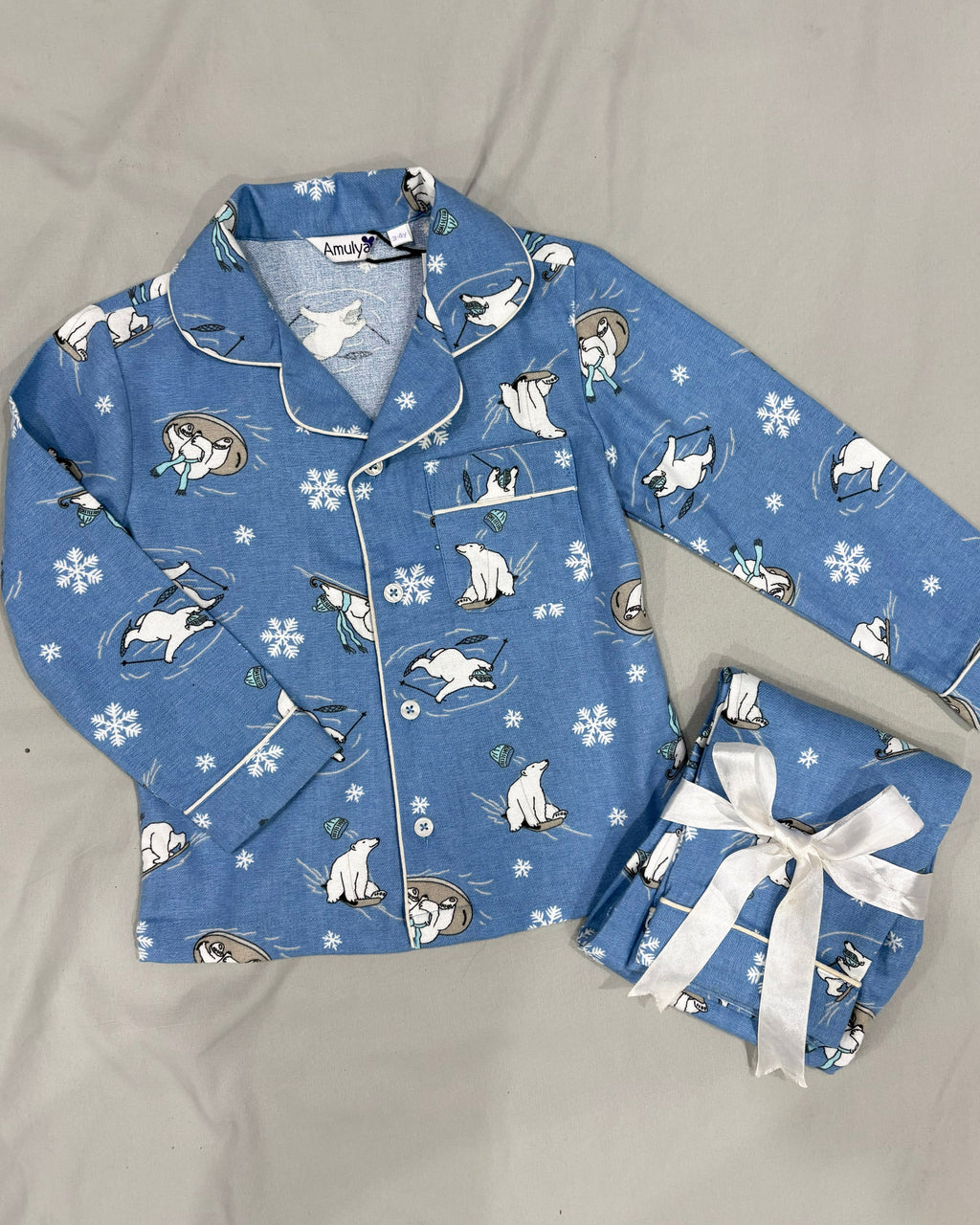 Skating Polar bear Print Flannel Nightwear for kids