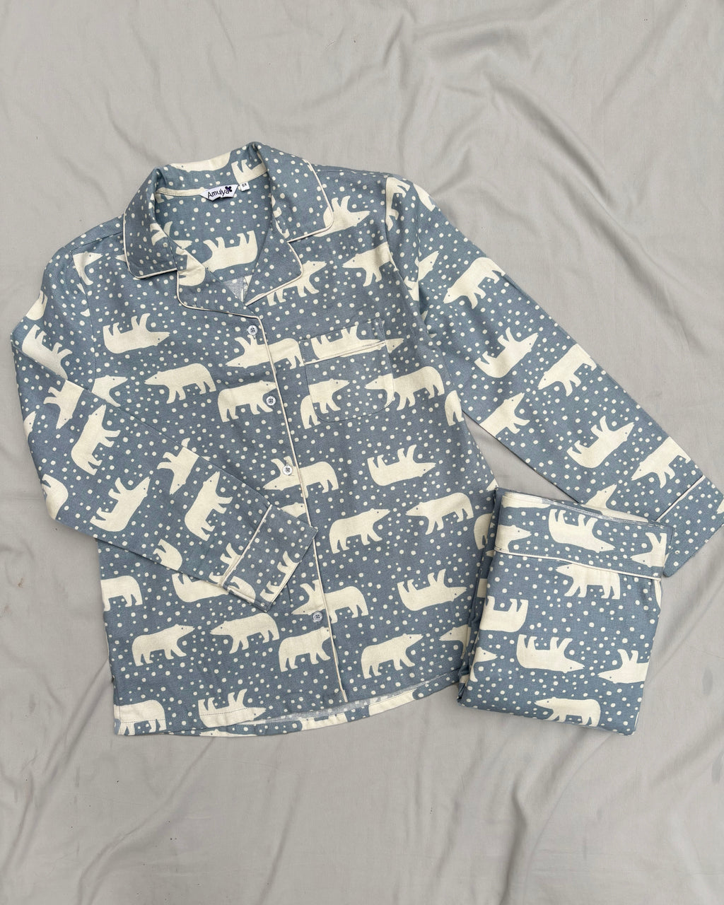 Plumpy Polar bear Flannel PJ set for Women