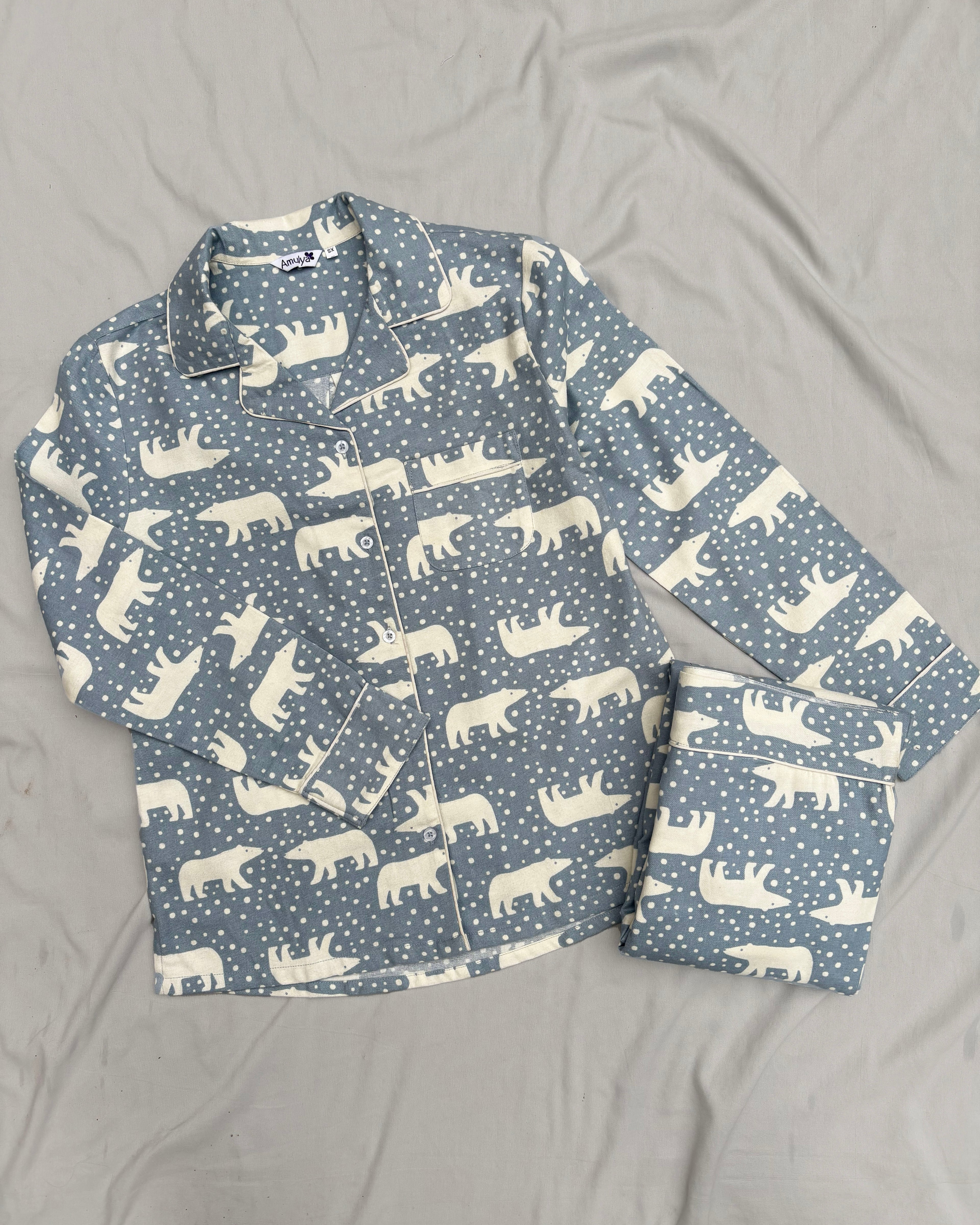 Plumpy Polar bear Flannel PJ set for Women